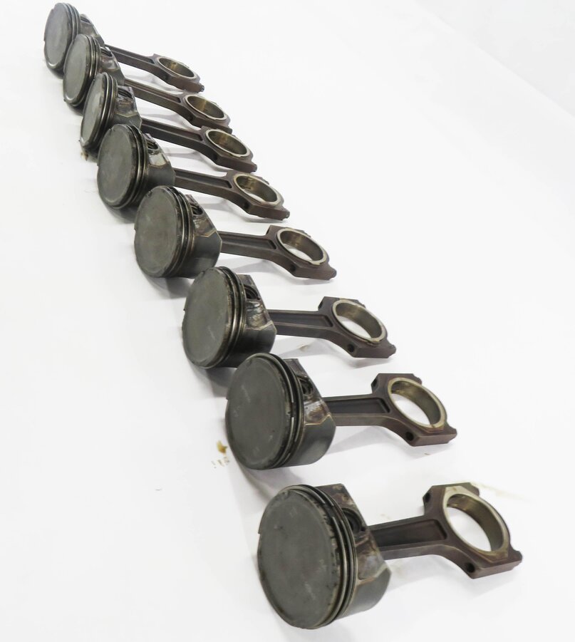 Thumbnail 4: 2005-2009 LR3 - RANGE ROVER / SPORT (L322 L320) 4.4L V8 ENGINE PISTON w/ ROD SET