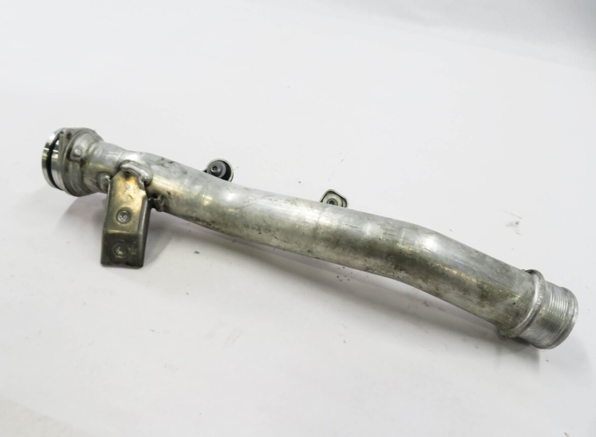 2013 PORSCHE CAYENNE (958) 3.0L DIESEL ENGINE - LEFT UPPER INTERCOOLER PIPE