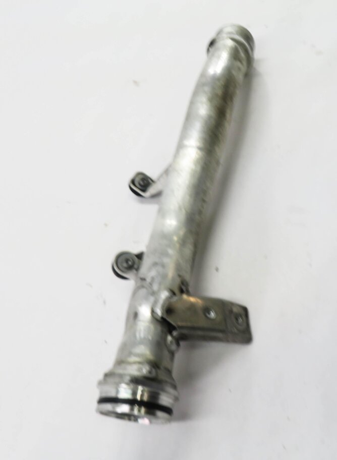 Thumbnail 4: 2013 PORSCHE CAYENNE (958) 3.0L DIESEL ENGINE - LEFT UPPER INTERCOOLER PIPE