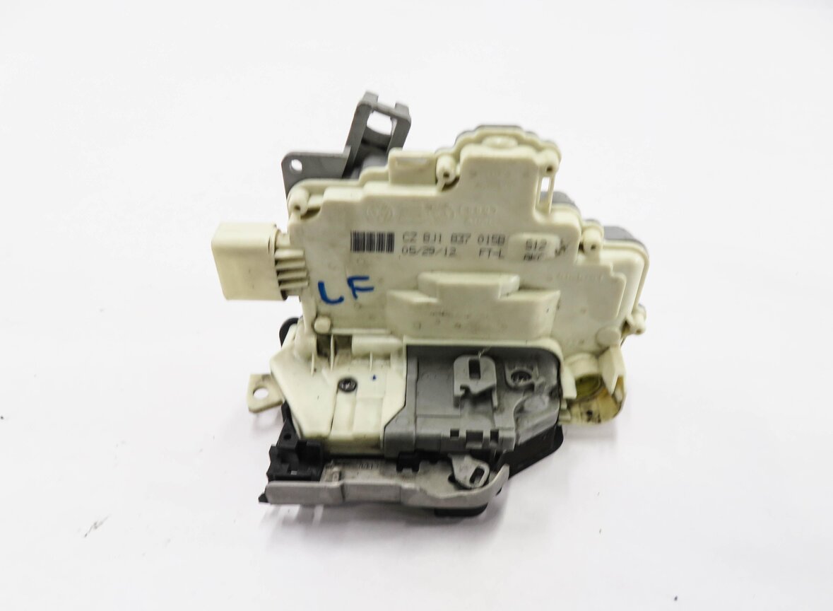 Thumbnail 2: 09-18 AUDI / PORSCHE - A4 A5 Q5 S4 TT CAYENNE PANAMERA TOURAEG DRIVER DOOR LATCH