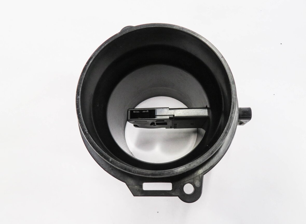 Thumbnail 5: 2013 PORSCHE CAYENNE (958) 3.0L DIESEL ENGINE - MASS AIR FLOW SENSOR METER MAF