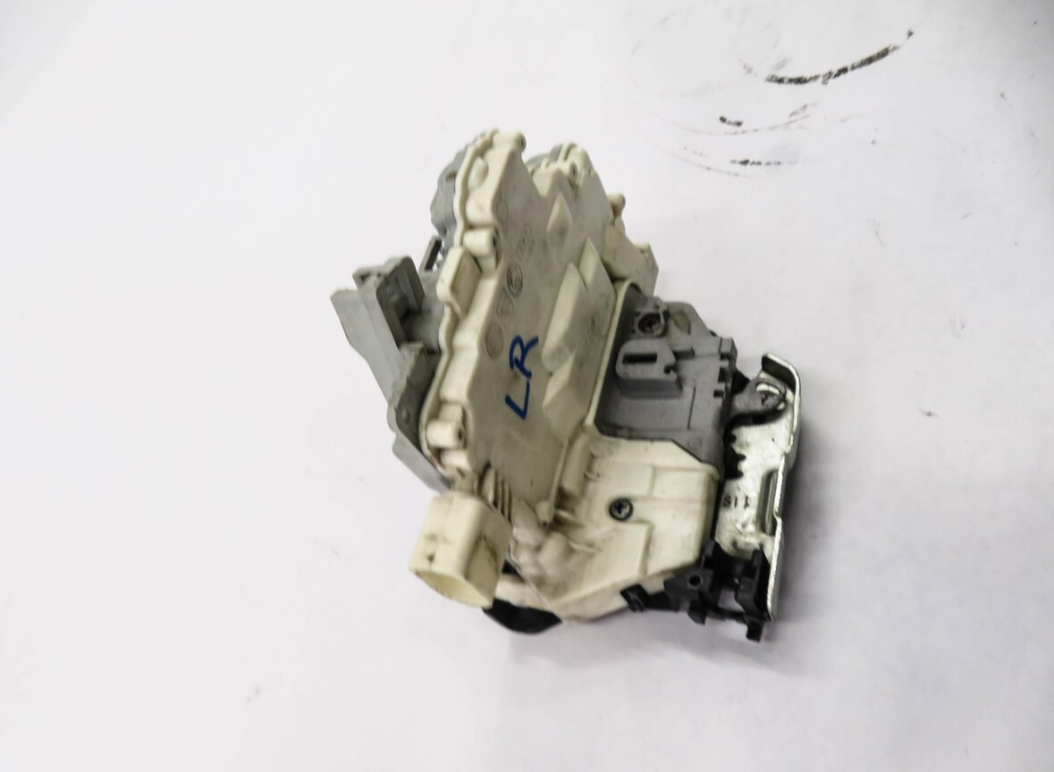 Thumbnail 3: 11-18 PORSCHE CAYENNE PANAMERA (958 970 G1) LEFT REAR DOOR LOCK LATCH ACTUATOR
