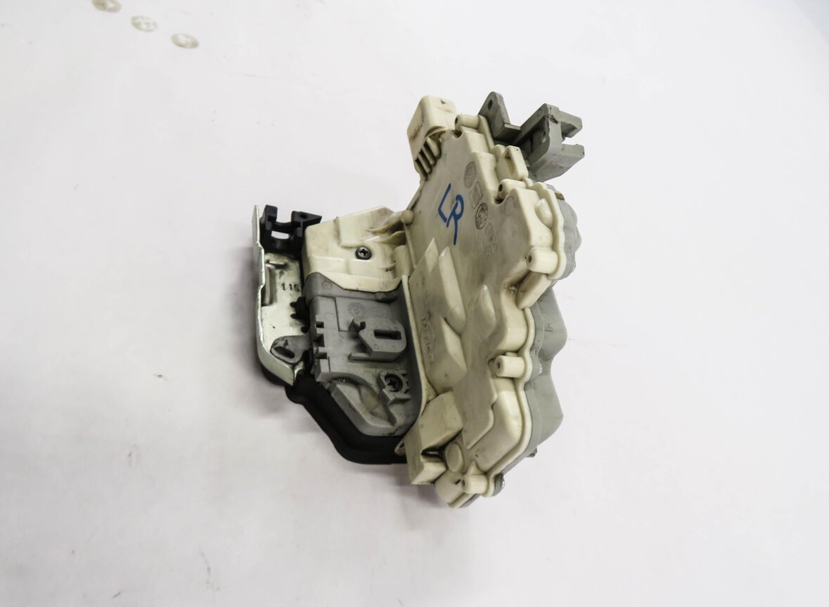 Thumbnail 4: 11-18 PORSCHE CAYENNE PANAMERA (958 970 G1) LEFT REAR DOOR LOCK LATCH ACTUATOR