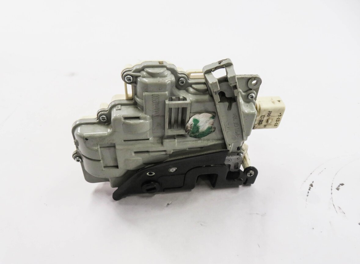 Thumbnail 5: 11-18 PORSCHE CAYENNE PANAMERA (958 970 G1) LEFT REAR DOOR LOCK LATCH ACTUATOR