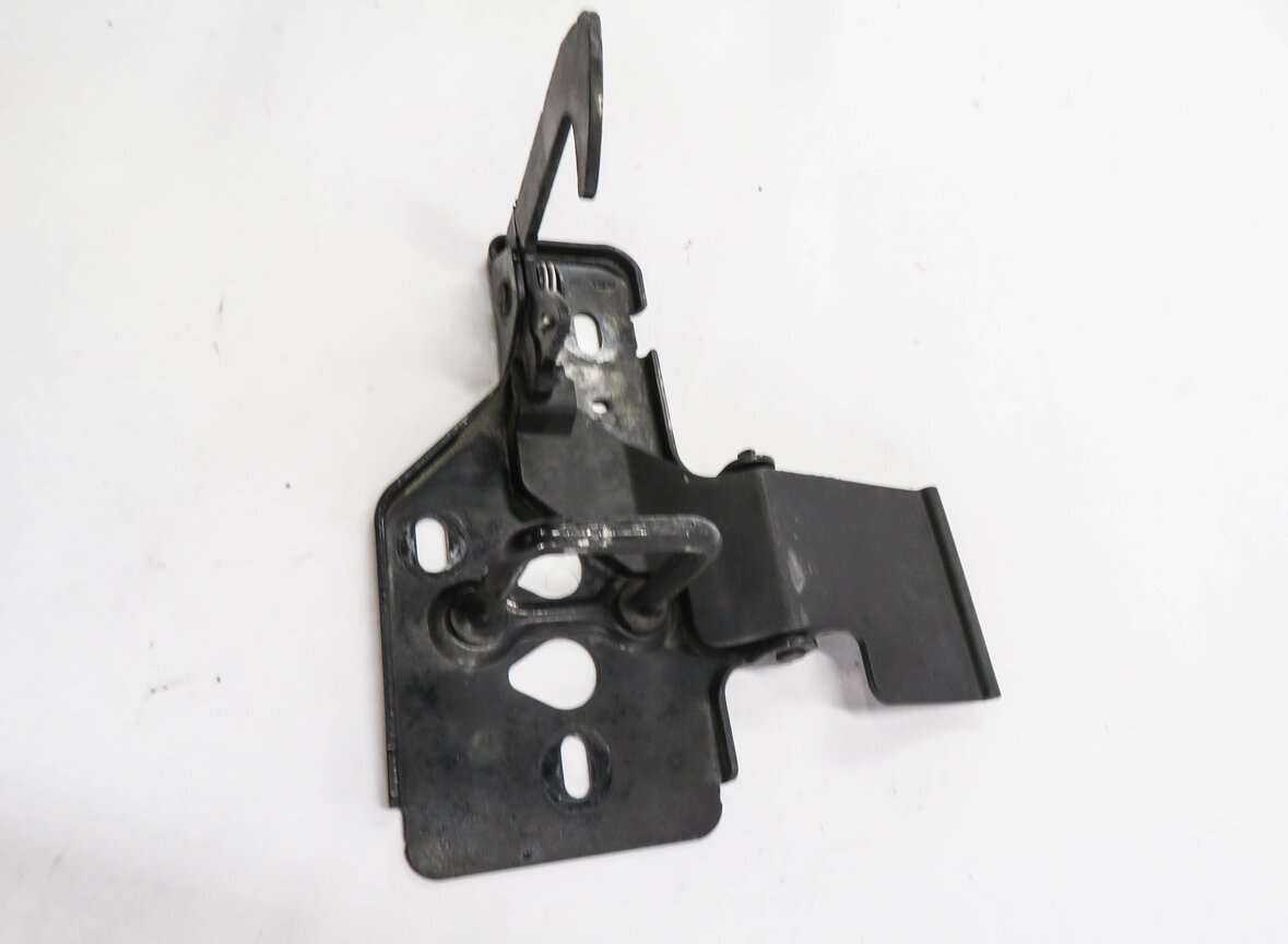Thumbnail 4: 2013 PORSCHE CAYENNE (958) FRONT HOOD SAFETY LATCH CATCH HOOK RELEASE LEVER