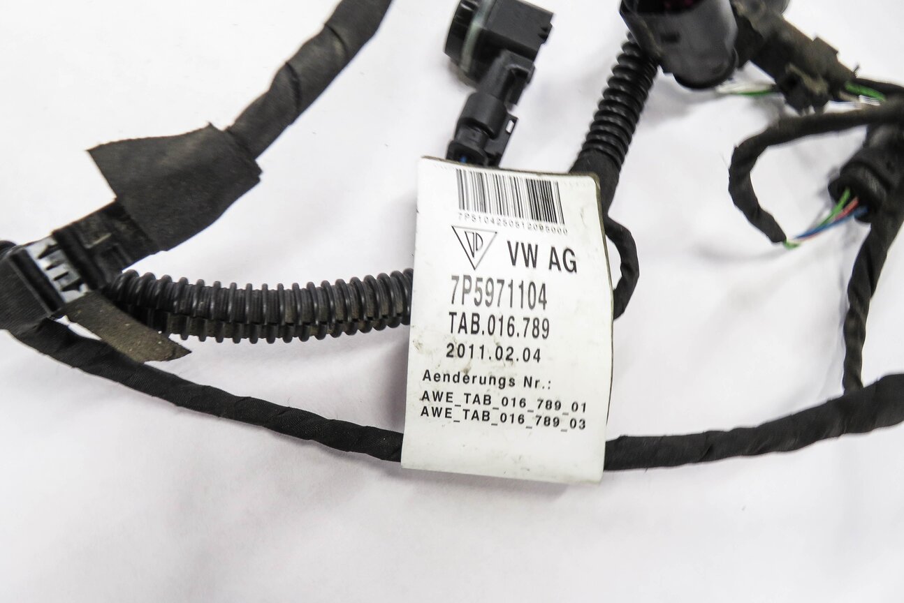 Thumbnail 5: 2013 PORSCHE CAYENNE (958) REAR PDC PARK DISTANCE SENSOR SET w/ HARNESS (BLACK)