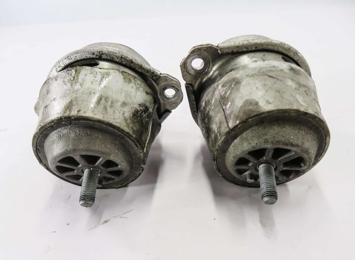 Thumbnail 6: 2013 PORSCHE CAYENNE (958) 3.0L DIESEL ENGINE - LEFT & RIGHT MOTOR MOUNT SET-2