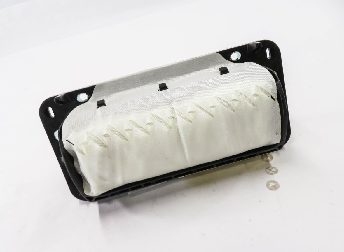 Thumbnail 1: 2011-2018 PORSCHE CAYENNE (958) RIGHT FRONT PASSENGER DASH SRS AIRBAG AIR BAG
