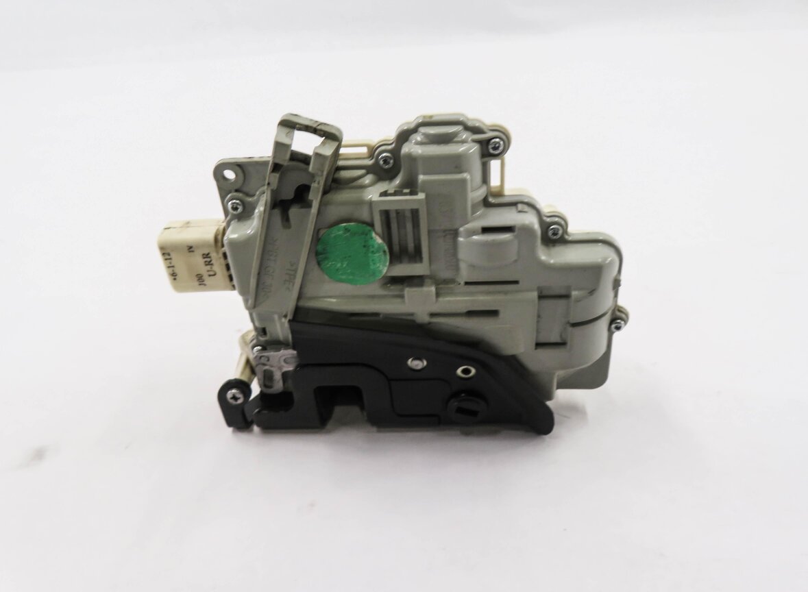 Thumbnail 5: 09-18 AUDI / PORSCHE - A4 S4 Q5 CAYENNE PANAMERA - RIGHT REAR DOOR LOCK LATCH