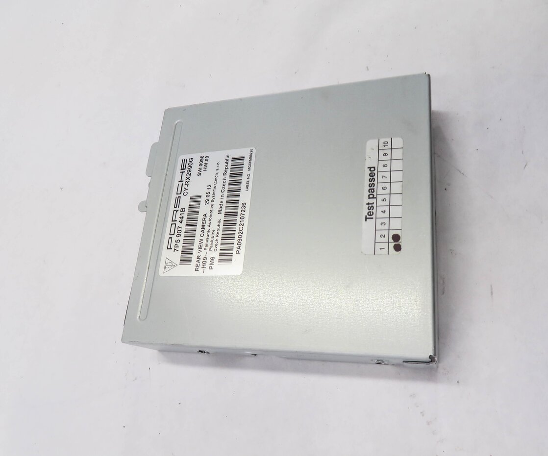 Thumbnail 3: 2011-2016 PORSCHE CAYENNE (958) REARVIEW CAMERA CONTROL MODULE