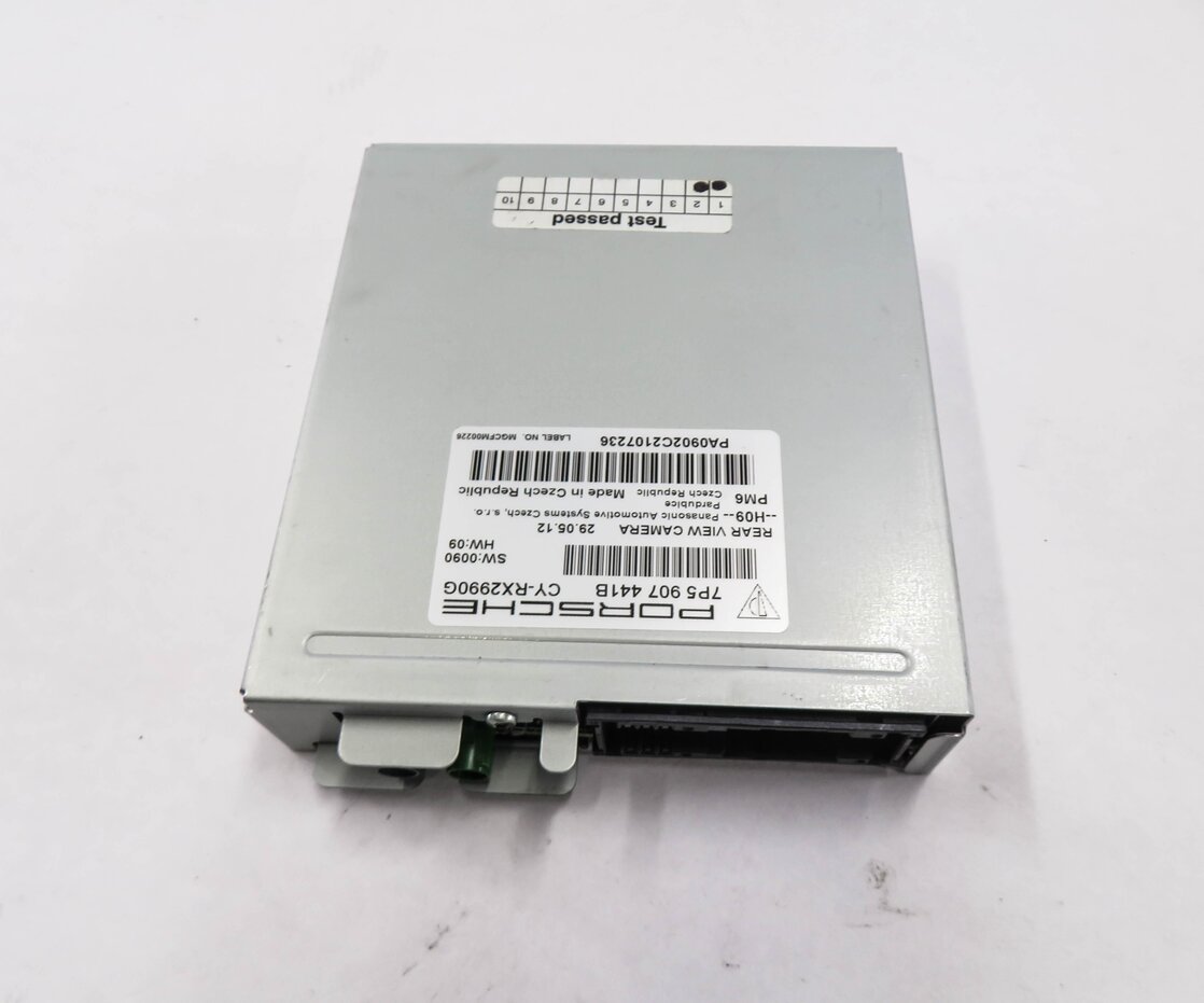 Thumbnail 5: 2011-2016 PORSCHE CAYENNE (958) REARVIEW CAMERA CONTROL MODULE