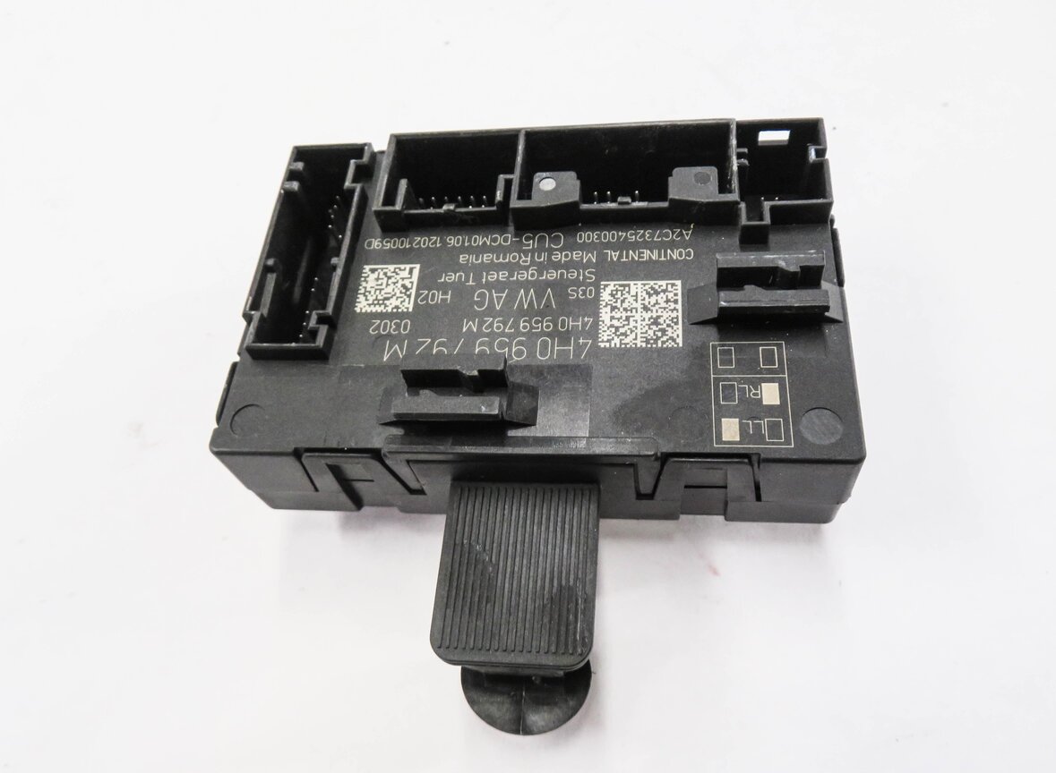 Thumbnail 5: 2013 PORSCHE CAYENNE (958) RIGHT FRONT PASSENGER DOOR CONTROL MODULE
