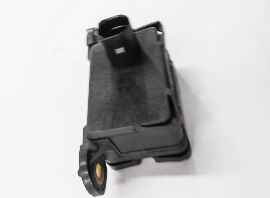 Thumbnail 3: 2013 PORSCHE CAYENNE (958) YAW SPEED ACCELERATION ROTATION STABILITY SENSOR