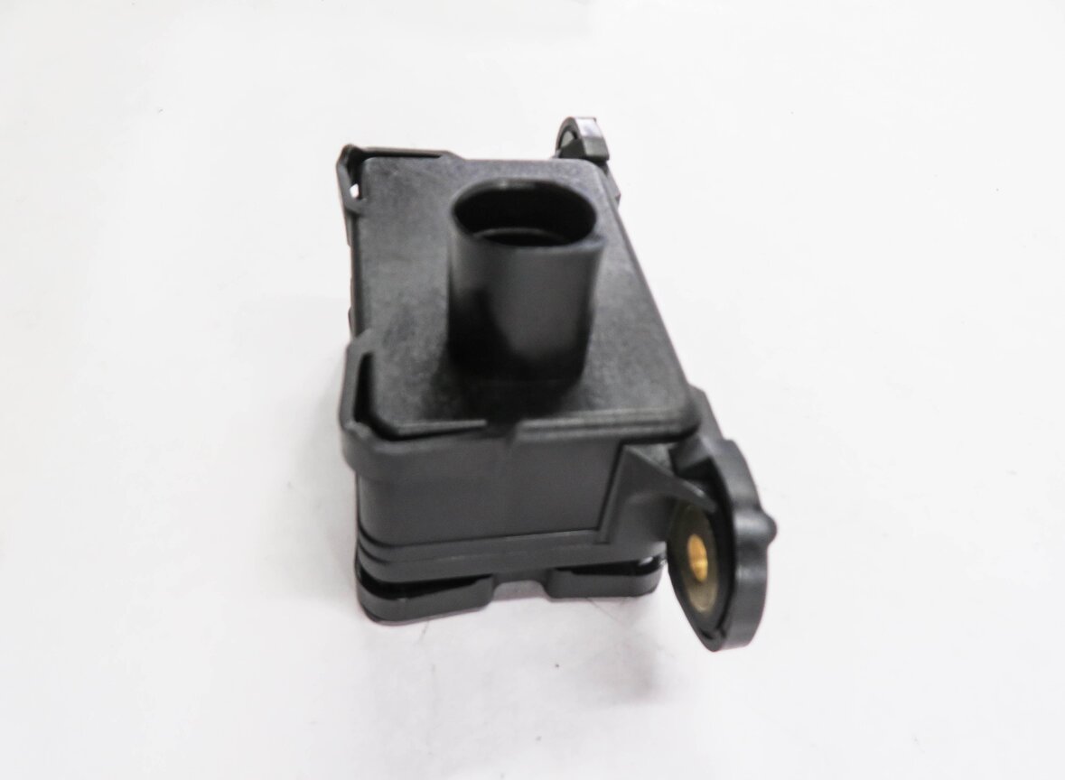 Thumbnail 4: 2013 PORSCHE CAYENNE (958) YAW SPEED ACCELERATION ROTATION STABILITY SENSOR
