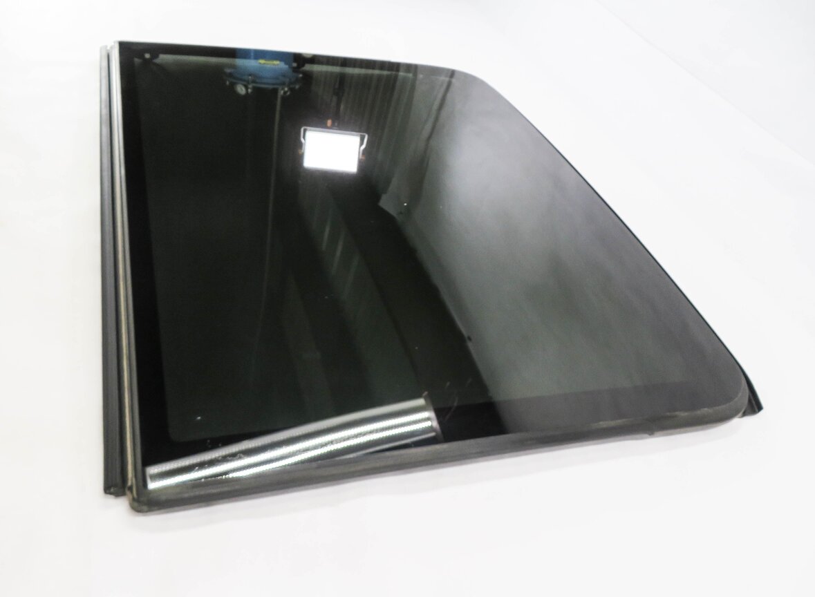 Thumbnail 3: 2011-2018 PORSCHE CAYENNE (958) PANORAMIC SUNROOF GLASS WINDOW (REAR)