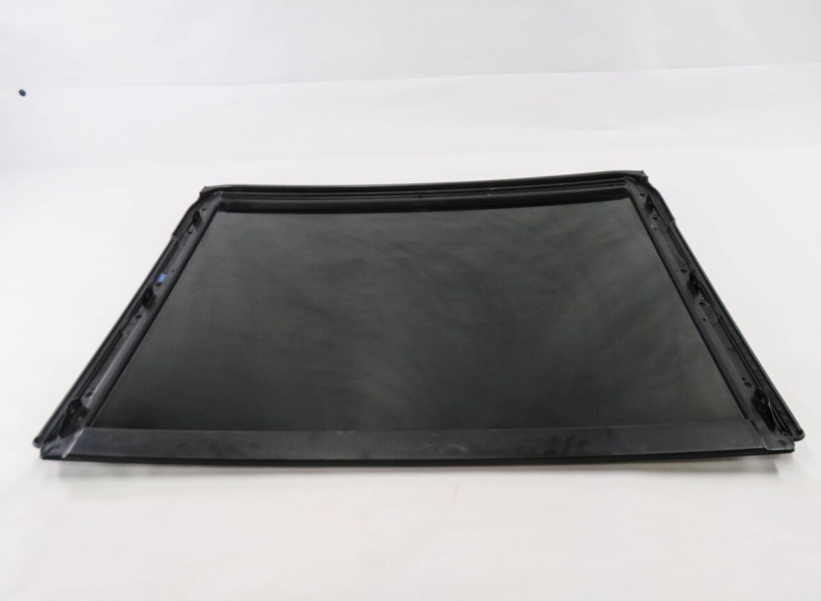 Thumbnail 5: 2011-2018 PORSCHE CAYENNE (958) PANORAMIC SUNROOF GLASS WINDOW (REAR)