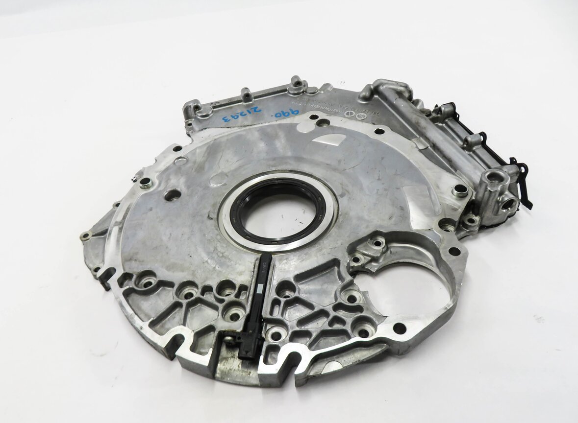 Thumbnail 2: 2013-2016 PORSCHE CAYENNE (958) 3.0L MCN.RB DIESEL ENGINE - LOWER TIMING COVER