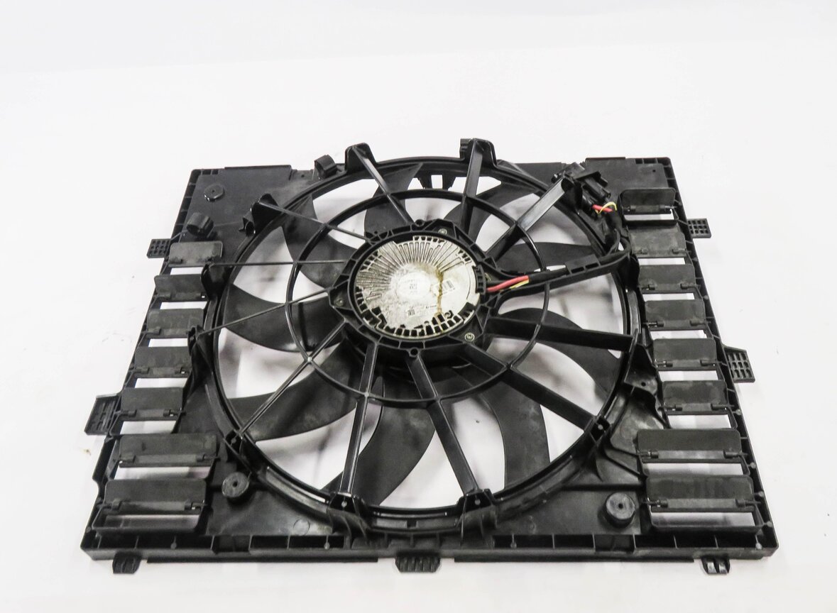 Thumbnail 6: 2011-2018 PORSCHE CAYENNE (958) 3.0L DIESEL / 4.8L ENGINE - RADIATOR COOLING FAN