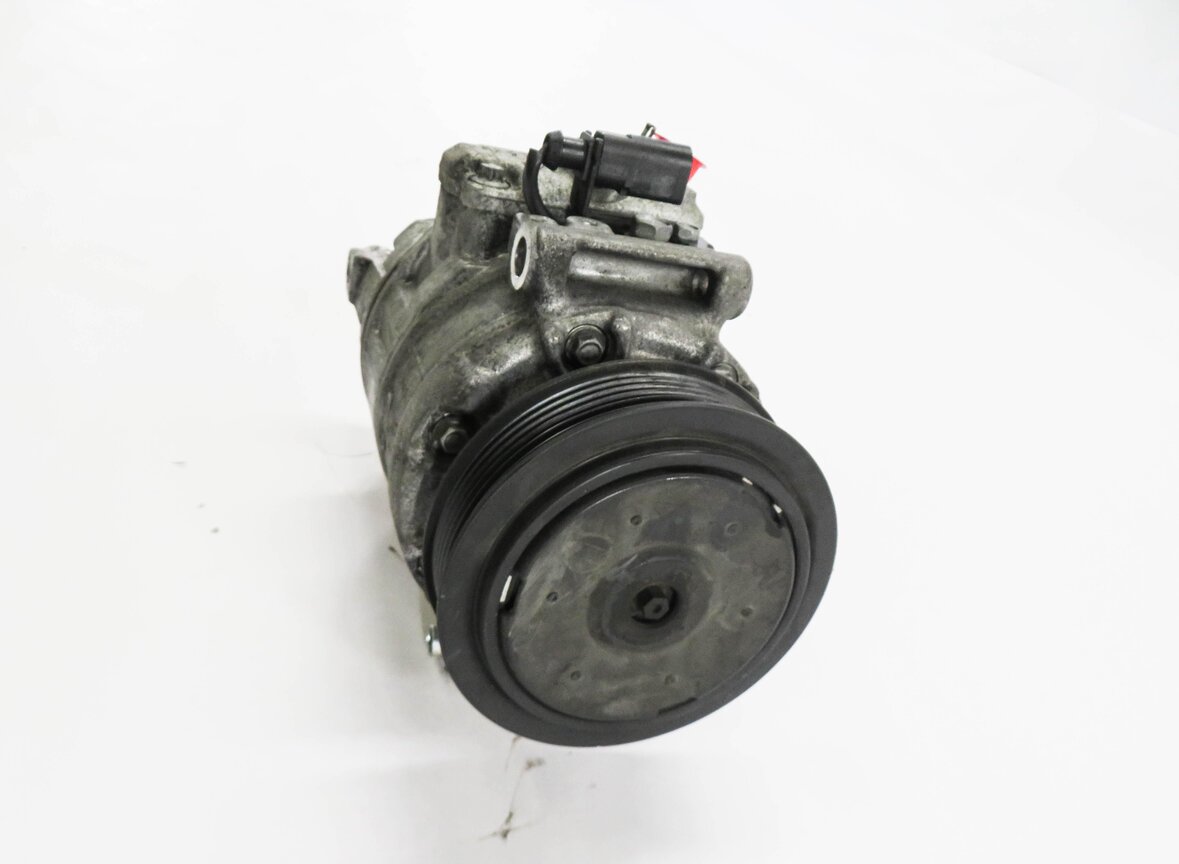 Thumbnail 4: 2013-2016 PORSCHE CAYENNE (958) 3.0L DIESEL ENGINE - A/C COMPRESSOR PUMP