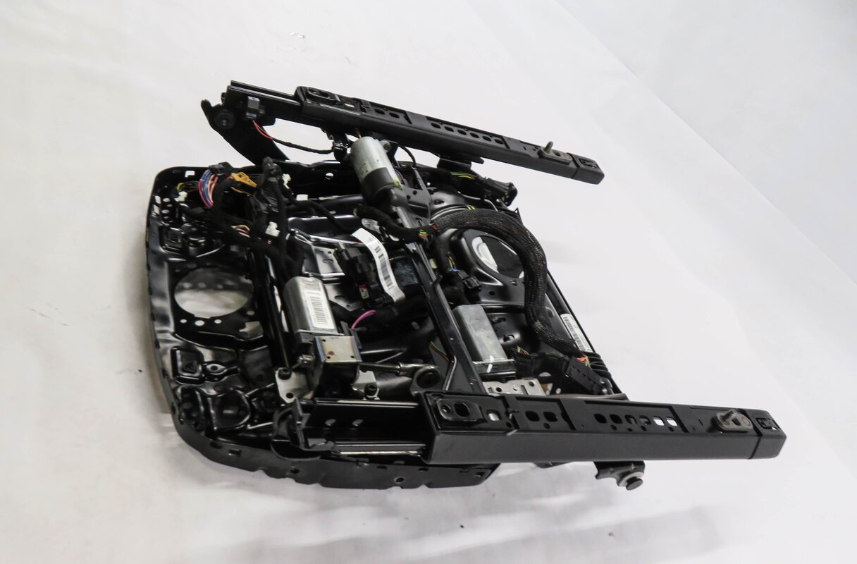 Thumbnail 7: 2011-2018 PORSCHE CAYENNE (958) PASSENGER - 14 WAY MEMORY SEAT TRACK w/ MOTORS