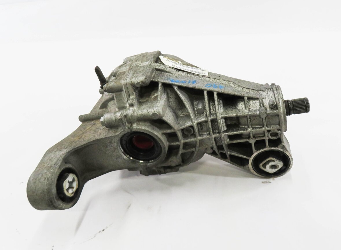 Thumbnail 2: 2011-2014 PORSCHE CAYENNE (958) 3.0L - REAR DIFFERENTIAL GEAR CARRIER