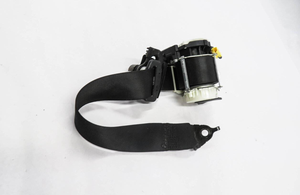 Thumbnail 4: 2006 MERCEDES BENZ ML350 (W164) REAR SEAT - RIGHT SEATBELT RETRACTOR (BLACK)