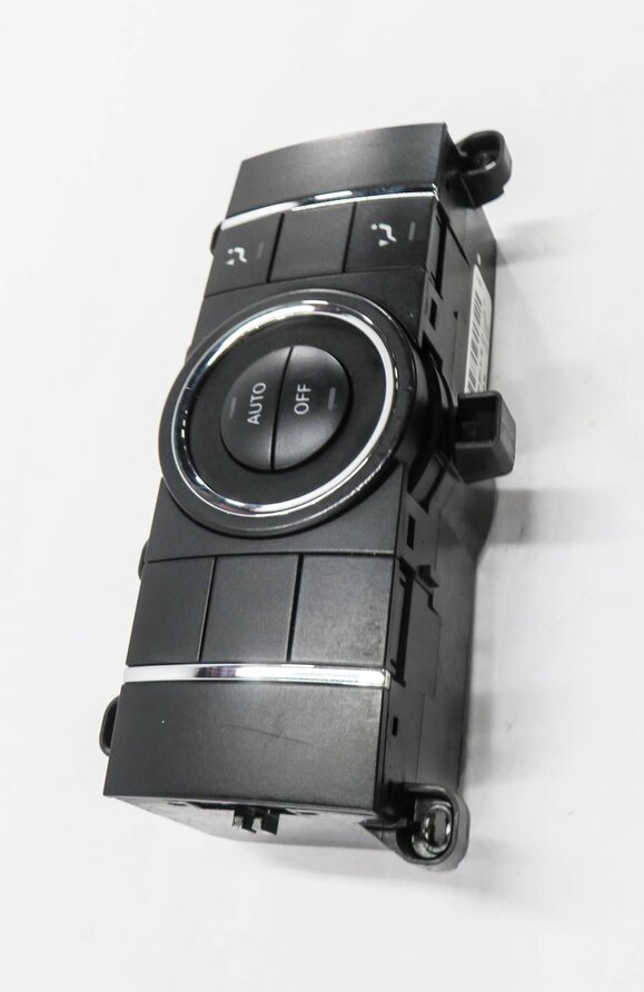 Thumbnail 3: 2006 MERCEDES ML350 (W164) REAR HEATER A/C TEMPERATURE CLIMATE CONTROL PANEL