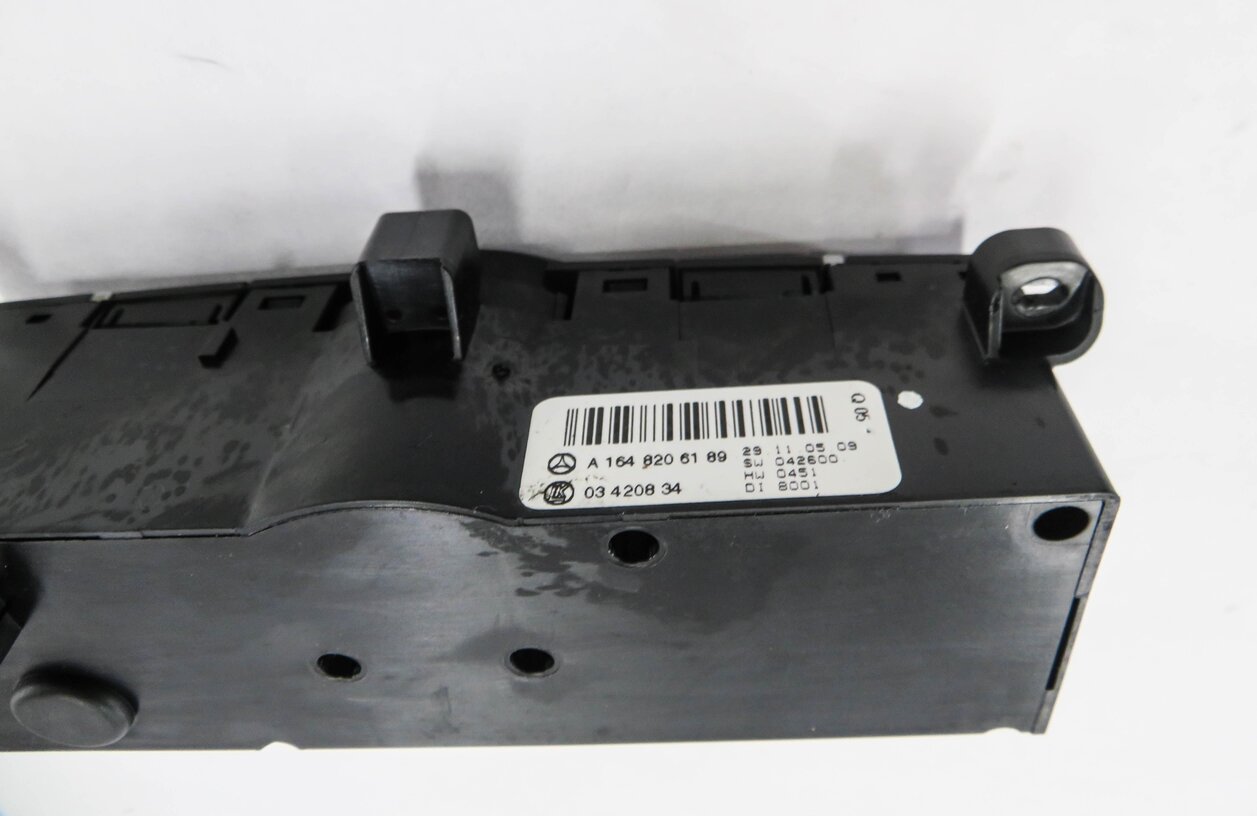 Thumbnail 7: 2006 MERCEDES ML350 (W164) REAR HEATER A/C TEMPERATURE CLIMATE CONTROL PANEL