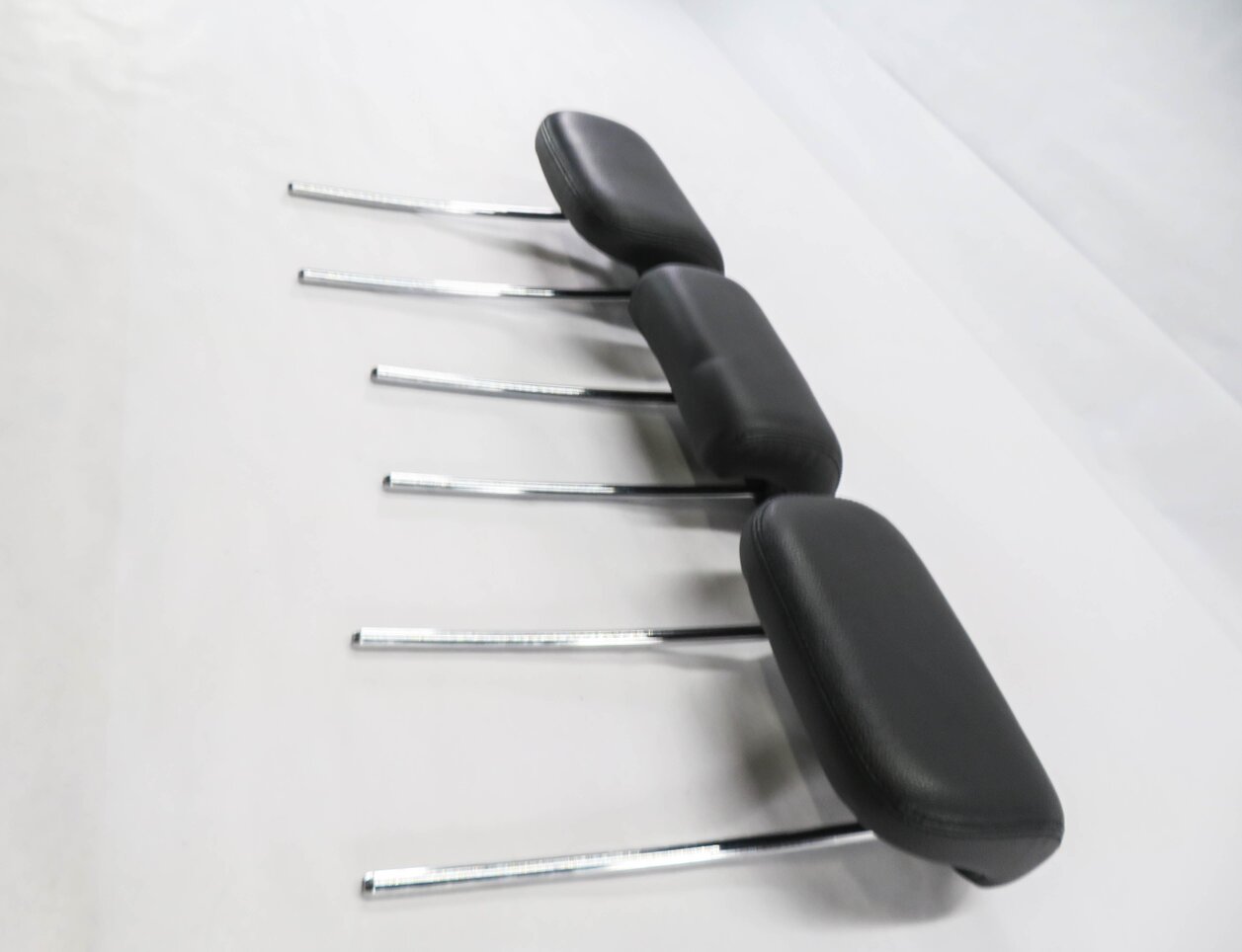 Thumbnail 2: 2006 MERCEDES BENZ ML350 (W164) REAR SEAT HEADREST SET-3 (BLACK)