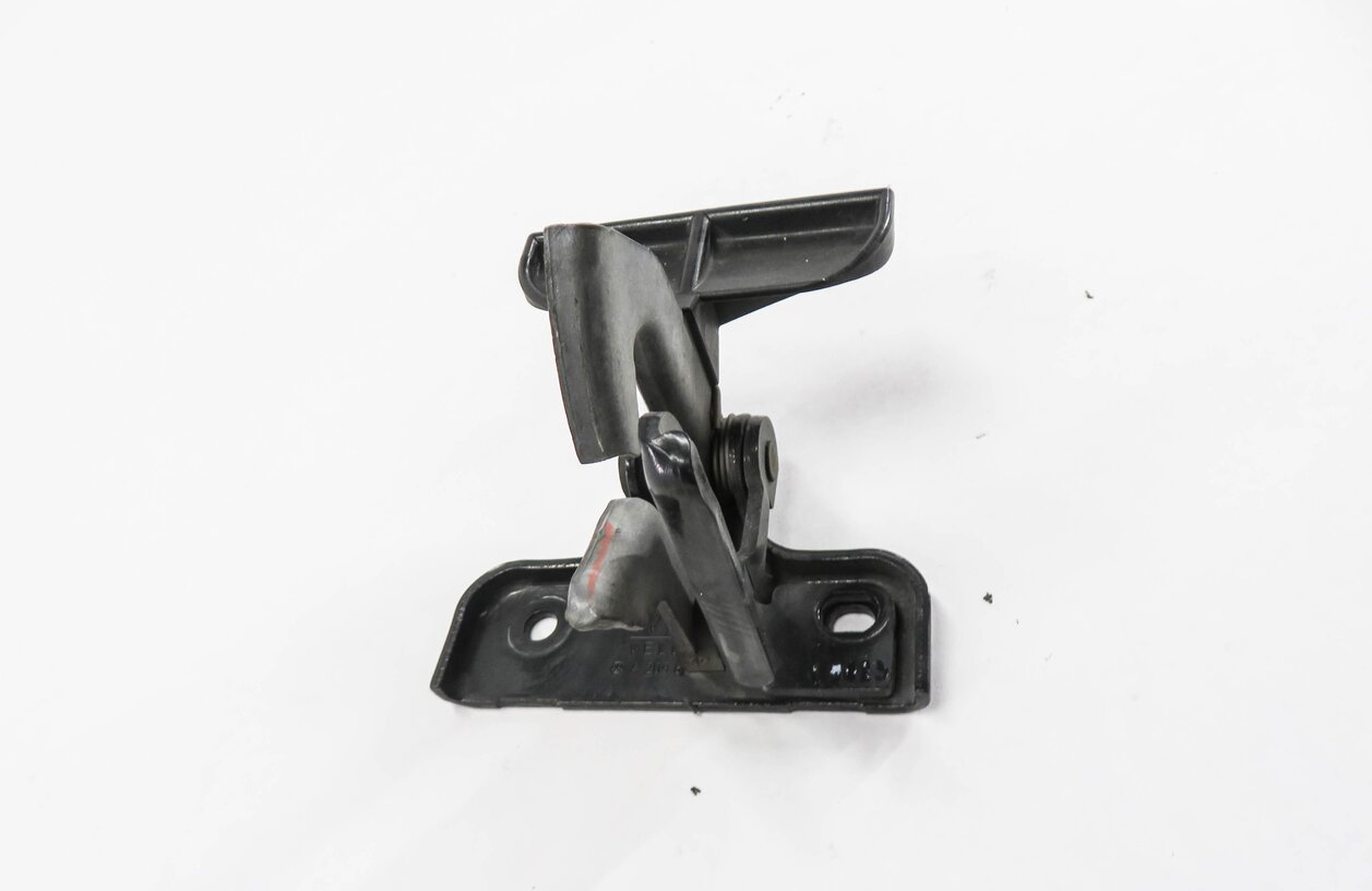 Thumbnail 3: 2006 MERCEDES BENZ ML350 (W164) FRONT HOOD SAFETY LATCH CATCH HOOK RELEASE LEVER