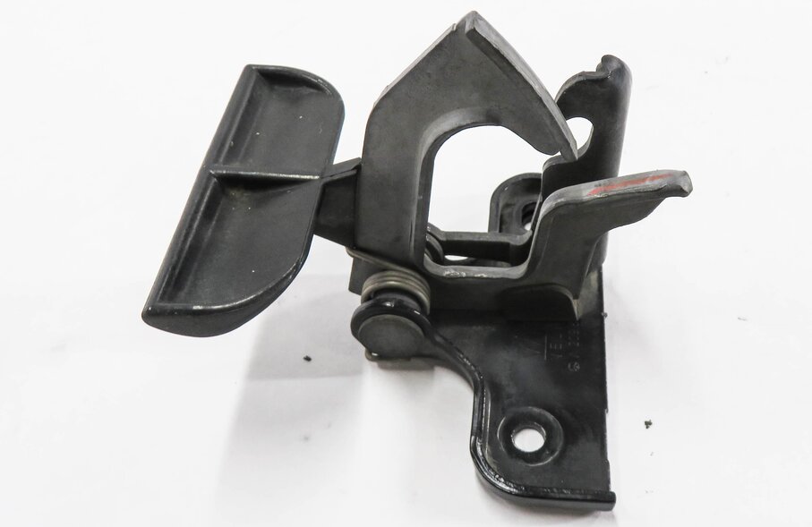 Thumbnail 5: 2006 MERCEDES BENZ ML350 (W164) FRONT HOOD SAFETY LATCH CATCH HOOK RELEASE LEVER