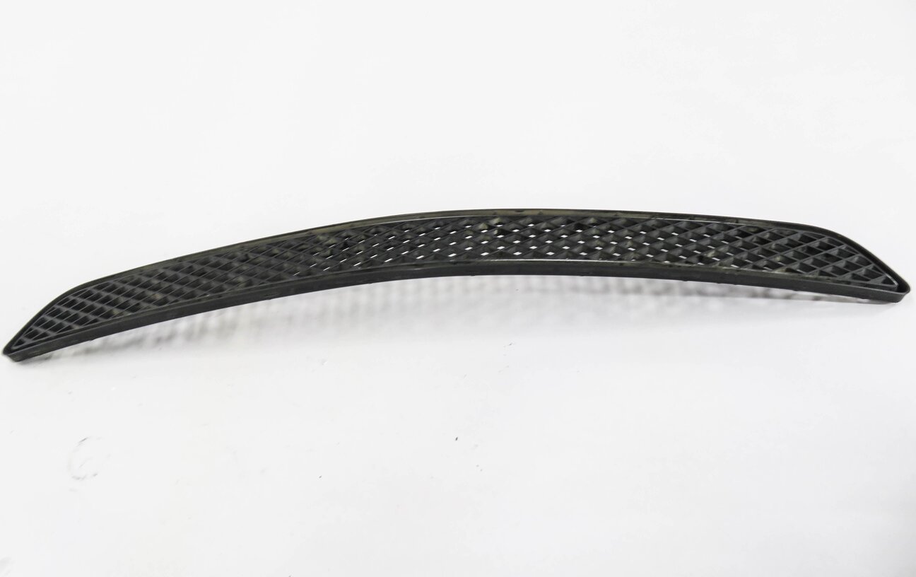 Thumbnail 4: 2006 MERCEDES BENZ ML350 (W164) FRONT LOWER CENTER BUMPER GRILLE TRIM
