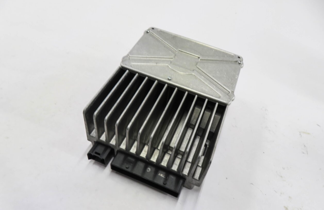 Thumbnail 1: 2006 MERCEDES BENZ ML350 (W164) RADIO STEREO HARMAN BECKER AUDIO AMP AMPLIFIER