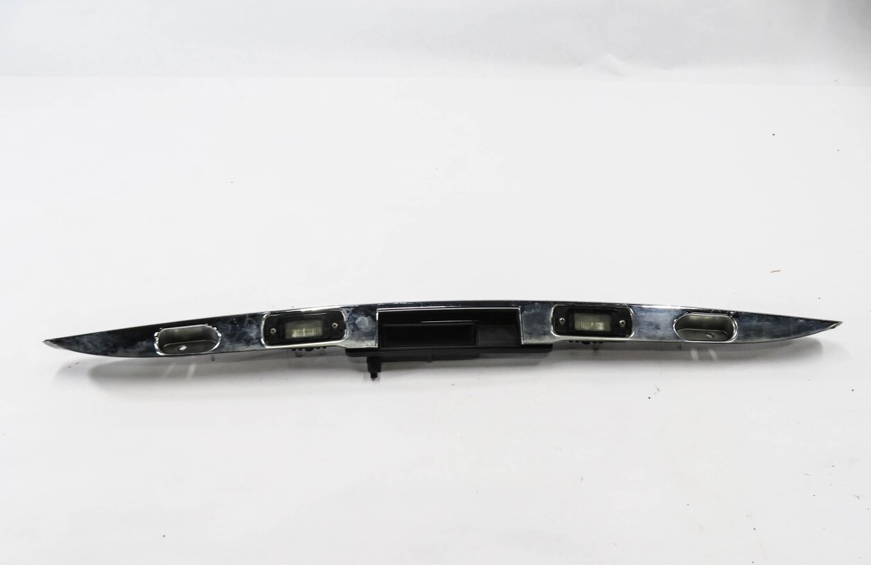 Thumbnail 3: 2006 MERCEDES BENZ ML350 (W164) REAR TRUNK HANDLE w/ LICENSE PLATE LIGHTS