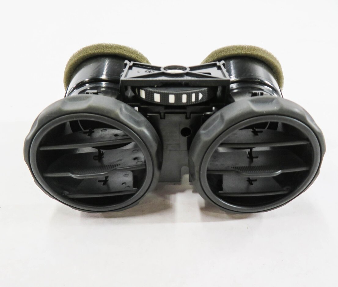 Thumbnail 3: 2007 RANGE ROVER SPORT (L320) REAR CENTER CONSOLE HEATER A/C AIR VENT