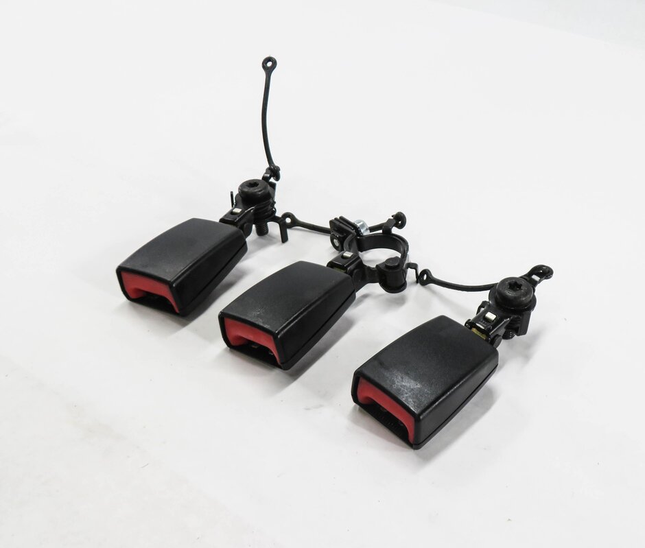 Thumbnail 2: 2007 RANGE ROVER SPORT (L320) REAR 2nd ROW SEAT SEATBELT BUCKLE RECEIVER SET-3