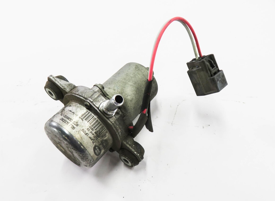 2005-2009 LAND ROVER LR3 - RANGE ROVER SPORT (L320 L322) BRAKE VACUUM PUMP
