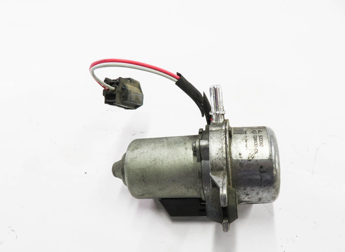 Thumbnail 4: 2005-2009 LAND ROVER LR3 - RANGE ROVER SPORT (L320 L322) BRAKE VACUUM PUMP