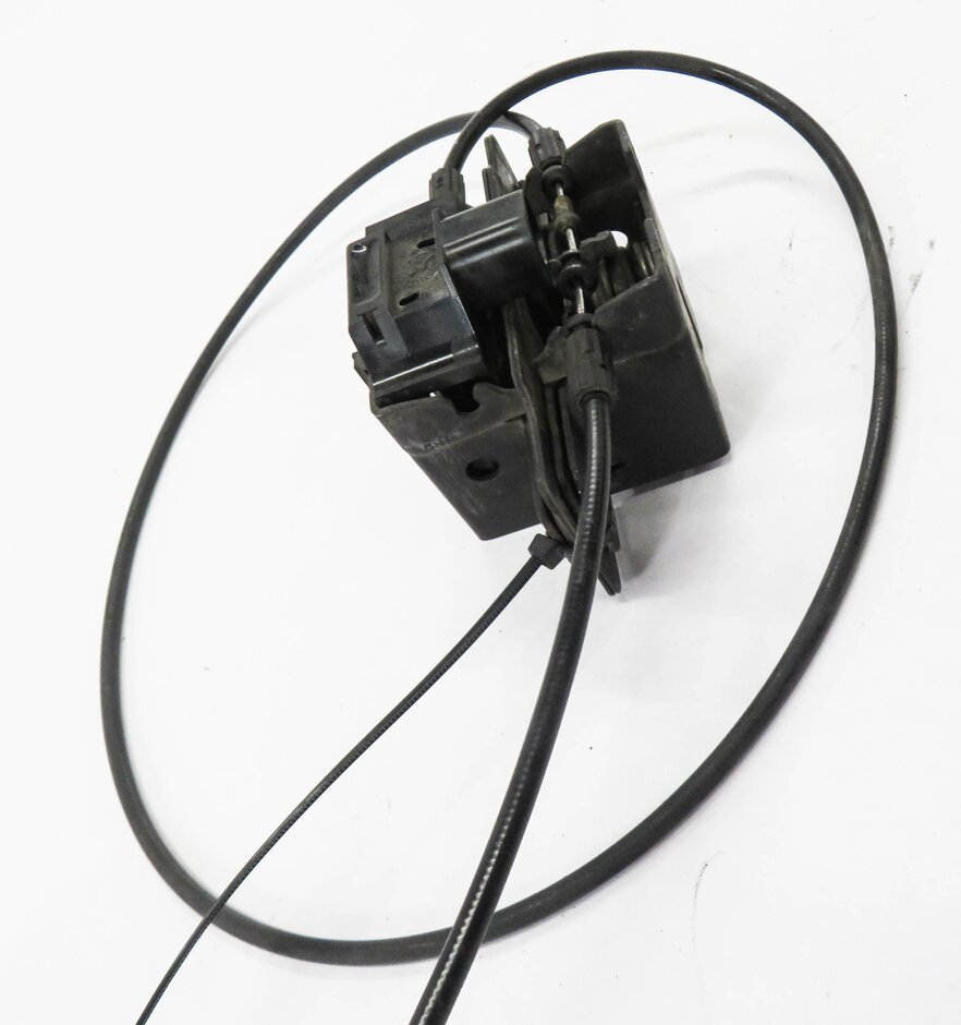 Thumbnail 4: 2007 RANGE ROVER SPORT (L320) FRONT LEFT & RIGHT LOWER HOOD LATCH SET w/ CABLE