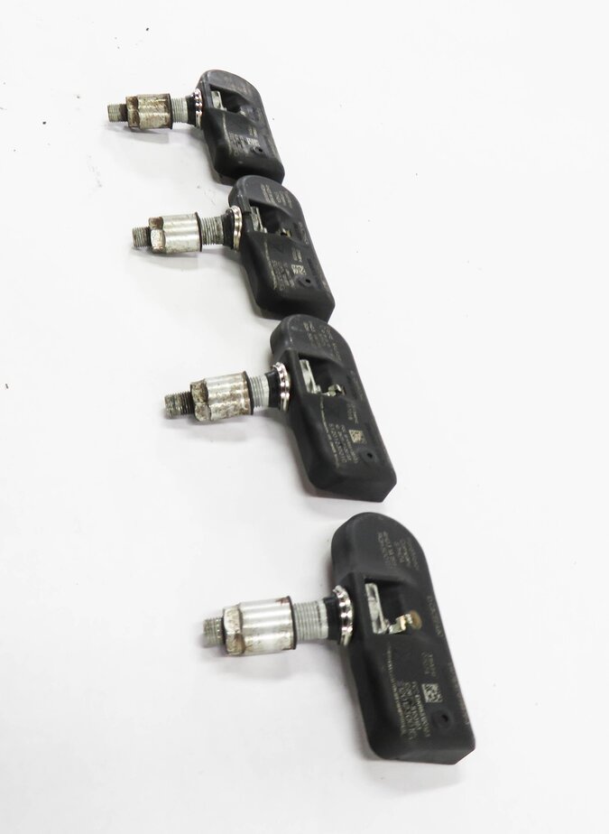 Thumbnail 4: 2007 RANGE ROVER SPORT (L320) TPMS TIRE AIR PRESSURE SENSOR SET-4 (315 MHz)