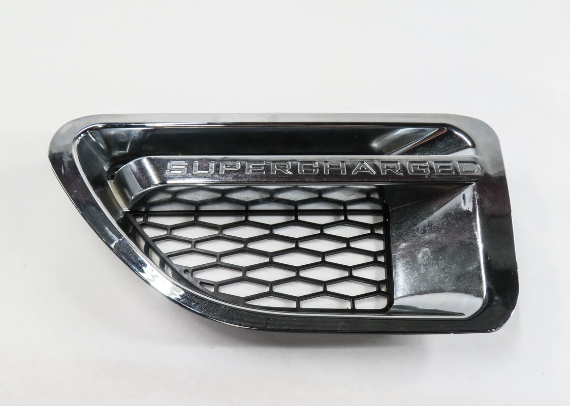 2007 RANGE ROVER SPORT (L320) LEFT FRONT DRIVER FENDER VENT GRILLE TRIM (CHROME)