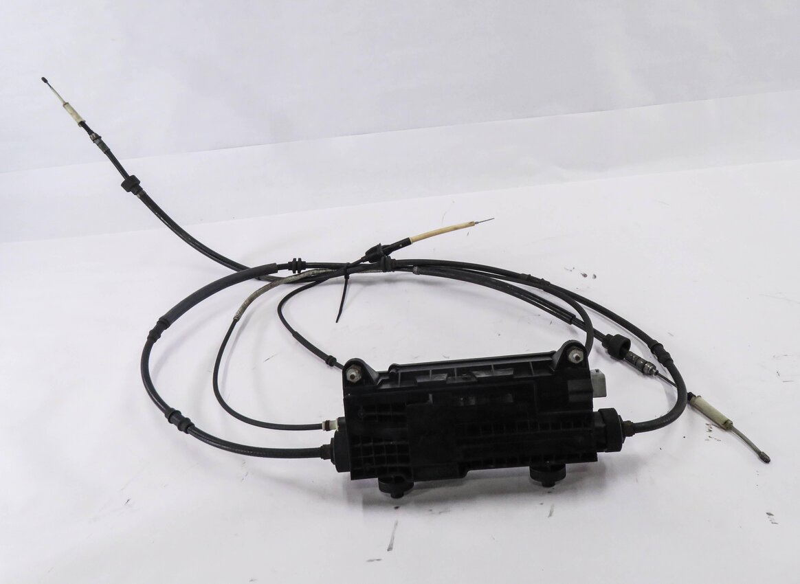 Thumbnail 6: 2007 RANGE ROVER SPORT (L320) EMERGENCY PARKING BRAKE ACTUATOR w/ CABLES