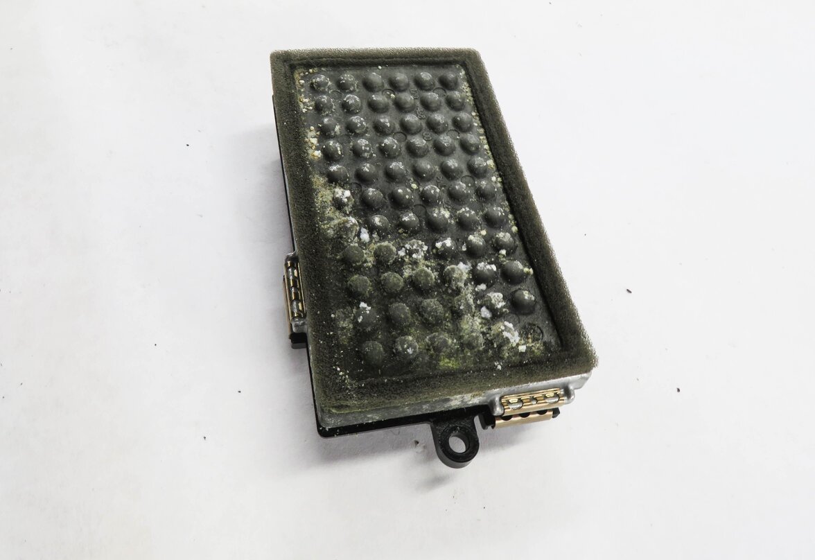 Thumbnail 4: 2010 PORSCHE PANAMERA (970 G1) FRONT HEATER A/C BLOWER FAN MOTOR SPEED RESISTOR