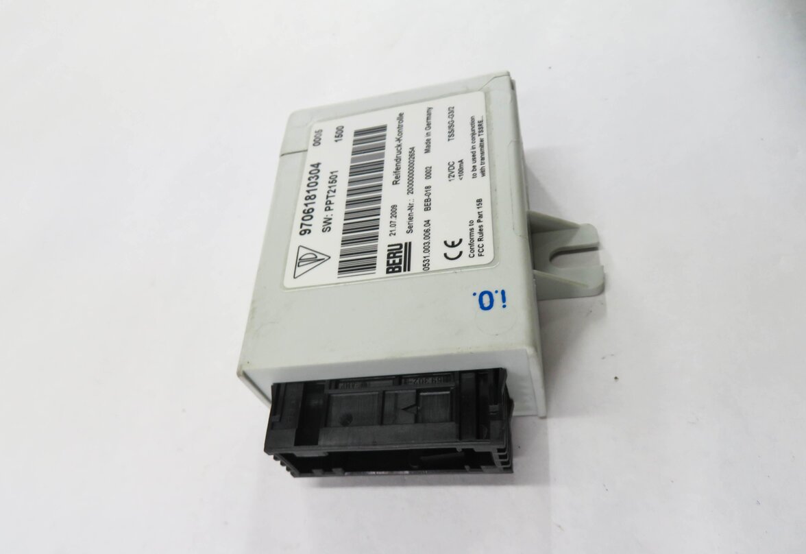 Thumbnail 3: 2010 PORSCHE PANAMERA (970 G1) TPMS CONTROL MODULE