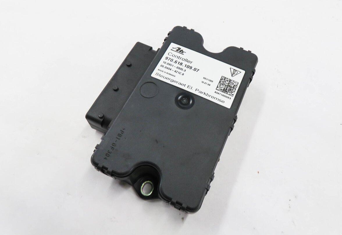 2010 PORSCHE PANAMERA (970 G1) PARKING BRAKE CONTROL MODULE