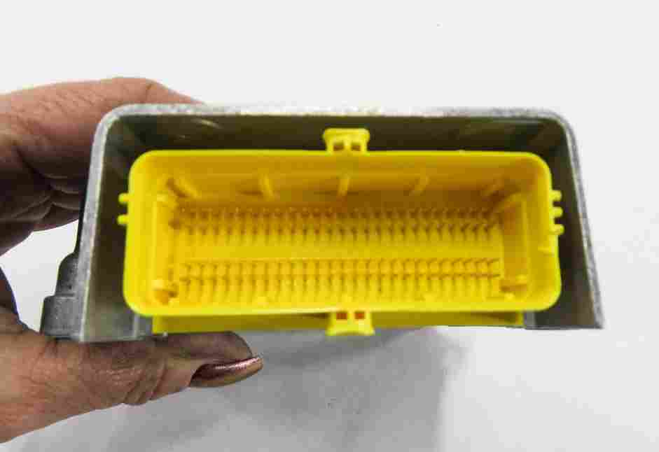 Thumbnail 6: 2010-2012 PORSCHE PANAMERA (970 G1) MAIN PRIMARY SRS BAG CONTROL MODULE