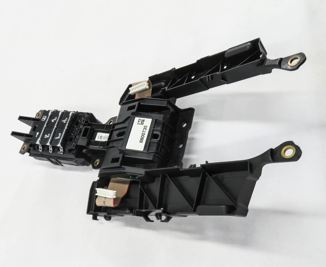 Thumbnail 3: 2010 PORSCHE PANAMERA (970 G1) REAR HEATER A/C TEMPERATURE CONTROL MOUNT BRACKET