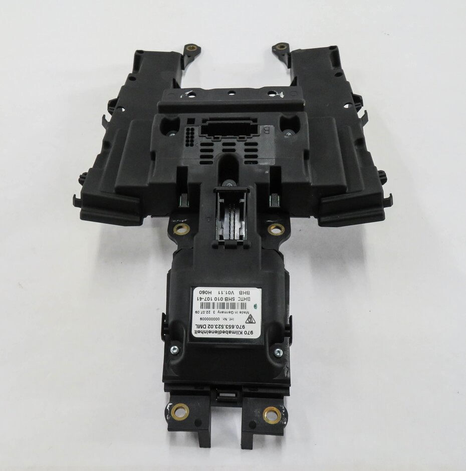 Thumbnail 6: 2010 PORSCHE PANAMERA (970 G1) REAR HEATER A/C TEMPERATURE CONTROL MOUNT BRACKET