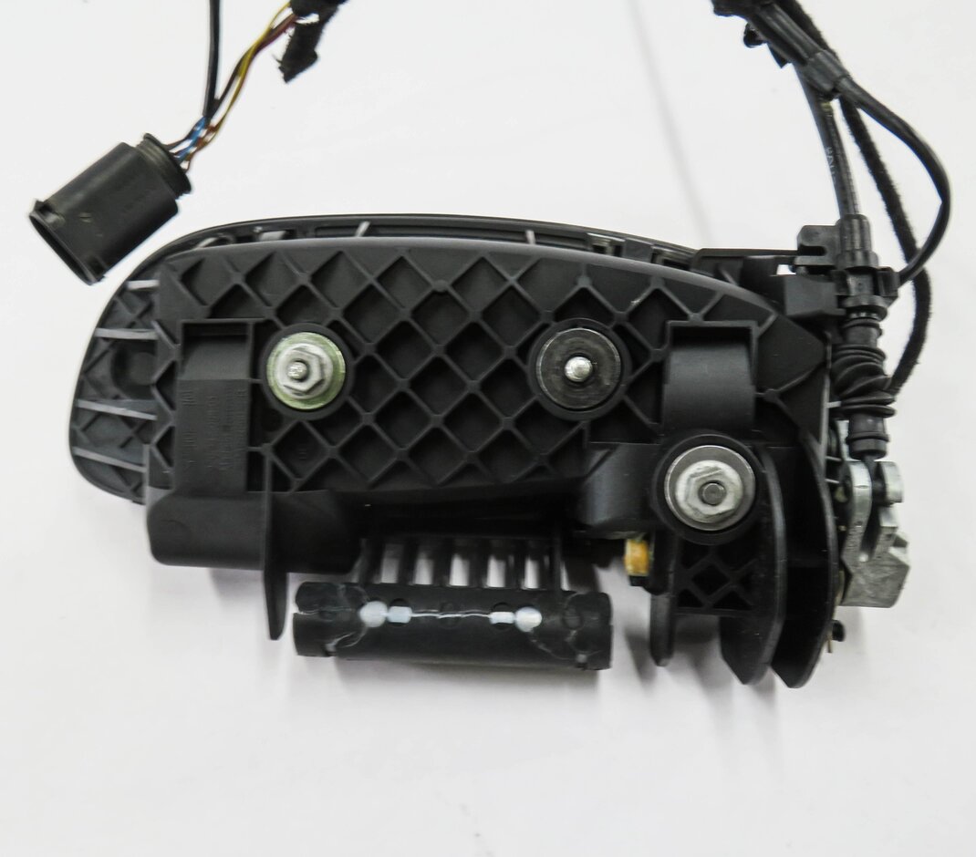 Thumbnail 6: 10-16 PORSCHE PANAMERA (970 G1) RIGHT FRONT PASSENGER KEYLESS DOOR HANDLE (BLUE)