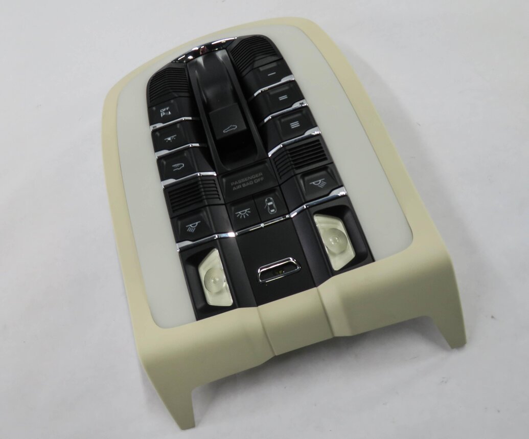 2010 PORSCHE PANAMERA (970 G1) FRONT DOMELIGHT READING COURTESY LIGHT (CREAM)